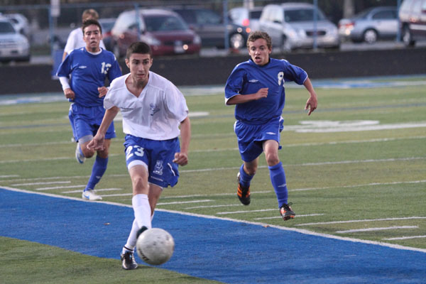 Bulldogs lock up MSC soccer crown; look ahead towards playoffs