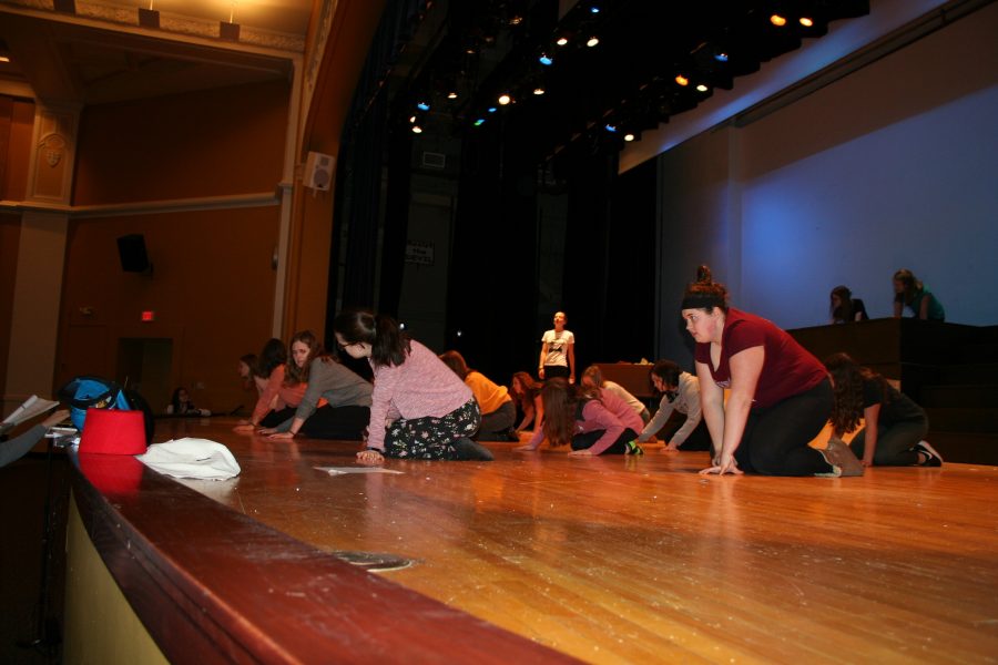 Cast of Annie rehearsing after school