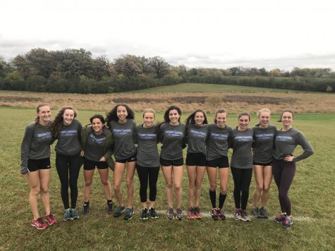 Girls Cross Country takes a team photo before Sectionals 